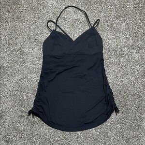 Lululemon black Ruched Tank Top built in bra strappy back size 6